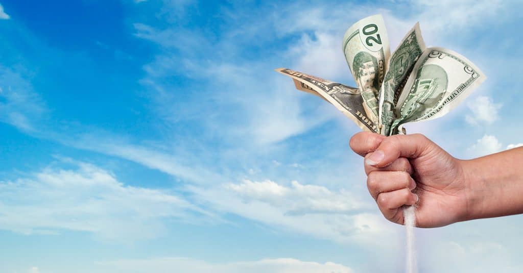 por que ha bajado el precio del dolar